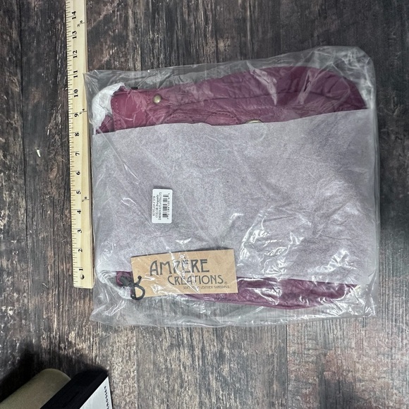 Ampere Maroon Red Crossbody Bag with Textured Leather and Adjustable Strap - Picture 4 of 7